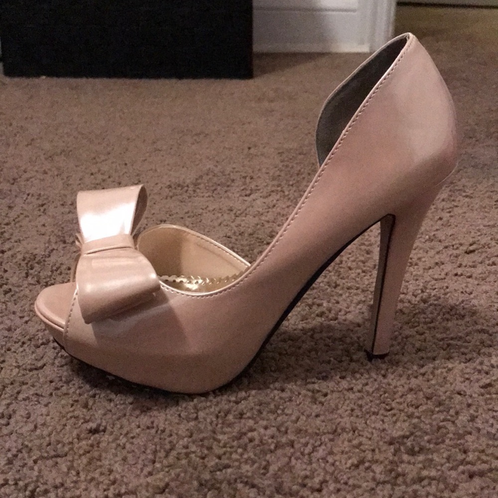 Johnathan Kayne heels